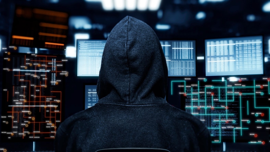 Attack of the century or a fiasco? Billions of downloads infected, only $50 stolen