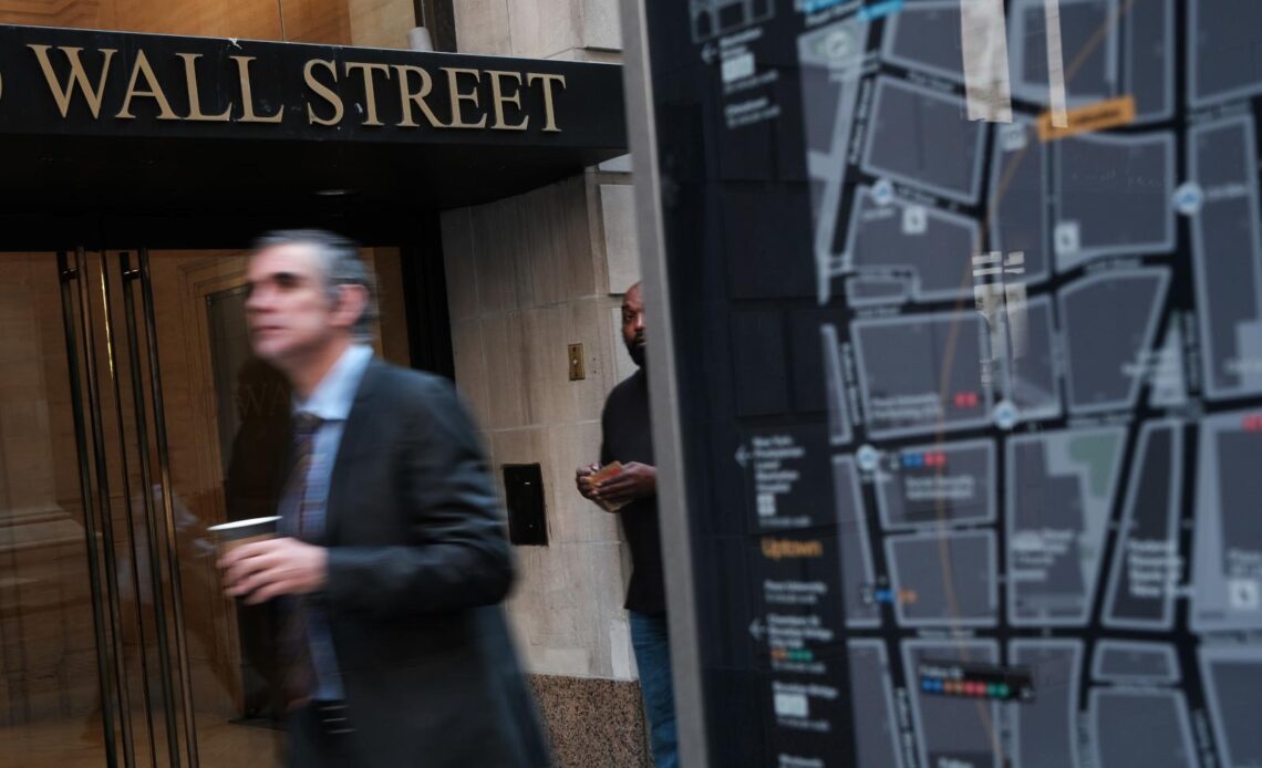 Що кажуть аналітики? Свіжі рекомендації та прогнози від експертів Волл-стріт Що кажуть аналітики? Свіжі рекомендації та прогнози від експертів Волл-стріт