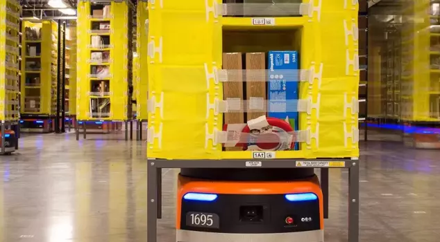 Amazon: роботи замість працівників?