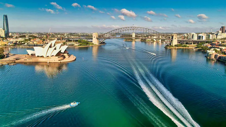 Глобальна технологічна конкуренція: Схід наступає, Захід гальмує Глобальна технологічна конкуренція: Схід наступає, Захід гальмує