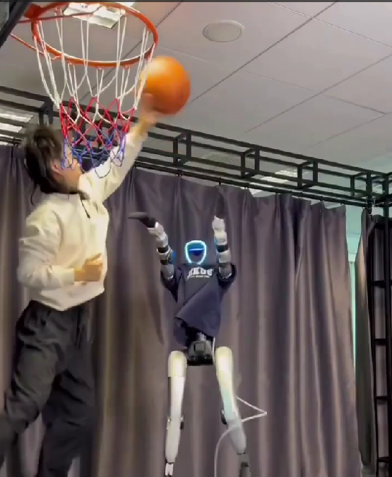 Роботы выходят на площадку: зачем миру баскетболисты из металла