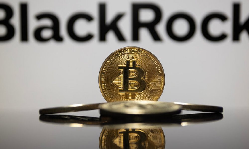 Debt is growing - is bitcoin too? BlackRock forecast Debt is growing - is bitcoin too? BlackRock forecast