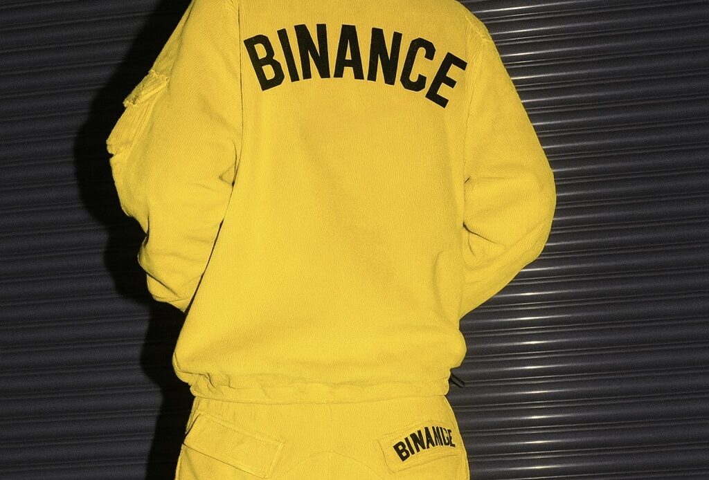 Инсайд в Binance: сотрудник отстранён после подозрительного твита Инсайд в Binance: сотрудник отстранён после подозрительного твита