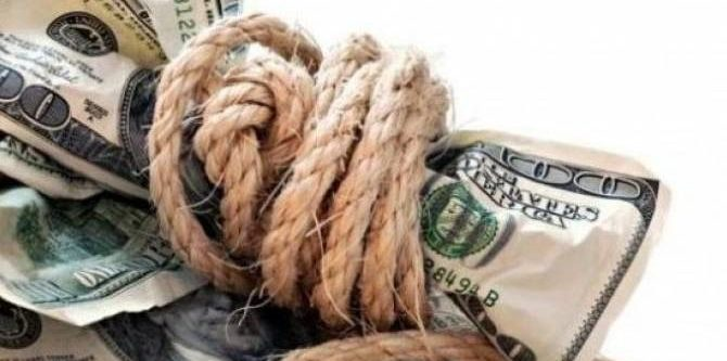 Debt is growing - is bitcoin too? BlackRock forecast Debt is growing - is bitcoin too? BlackRock forecast